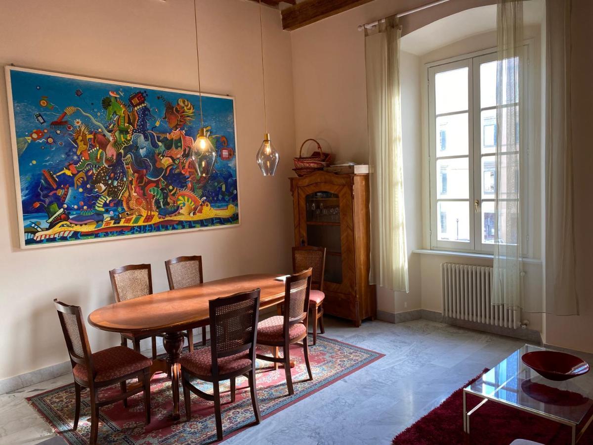 Renovated Apartment With 3 Bedrooms In An Historic Palazzo Between Port And Old Town Livorno Exterior photo