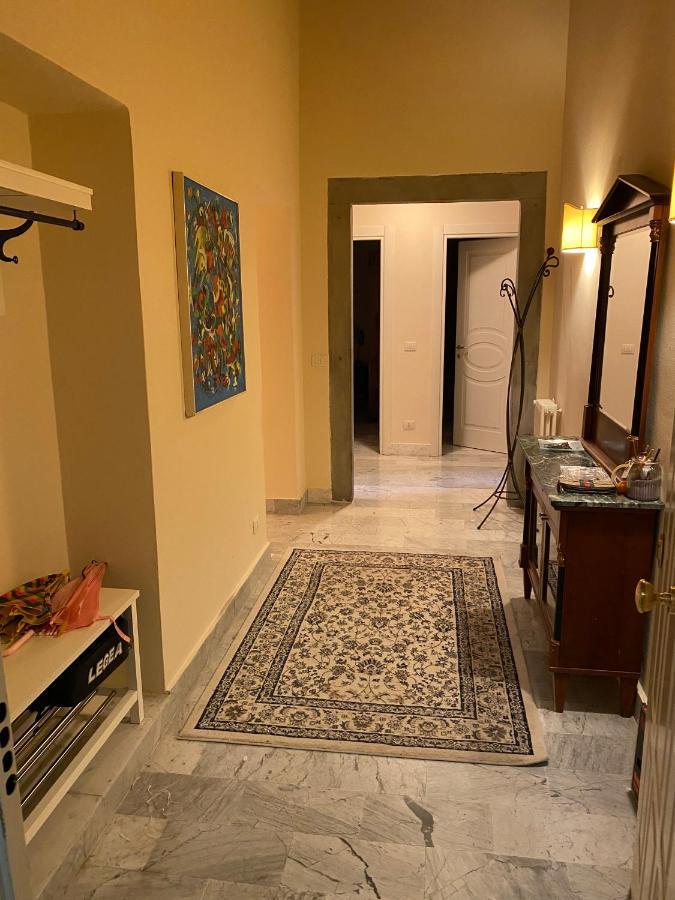 Renovated Apartment With 3 Bedrooms In An Historic Palazzo Between Port And Old Town Livorno Exterior photo